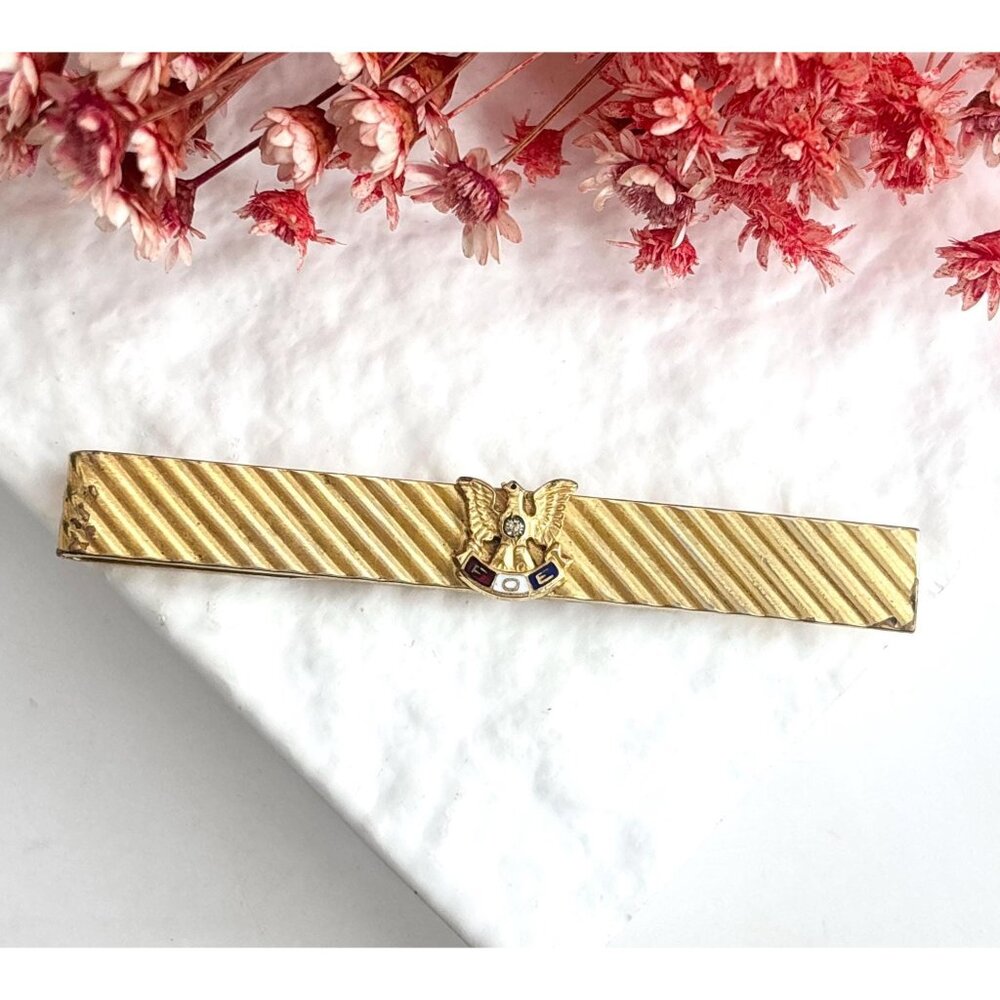 FOE Fraternal Order of Eagles Fluted Gold Toned Vintage Men's Tie Bar | Tie Clip